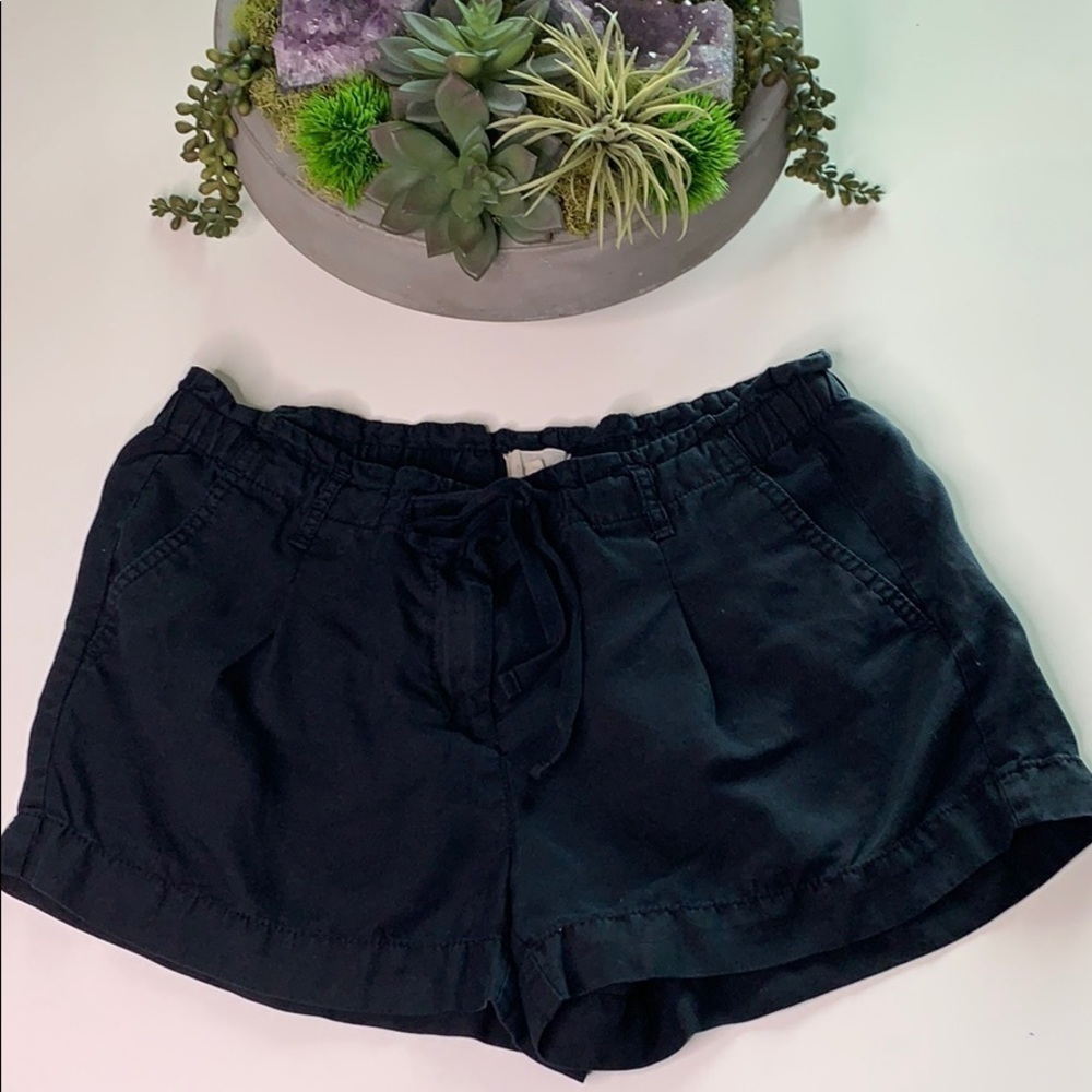 Lou & Grey Classic Black Drawstring casual lounge west Short small
